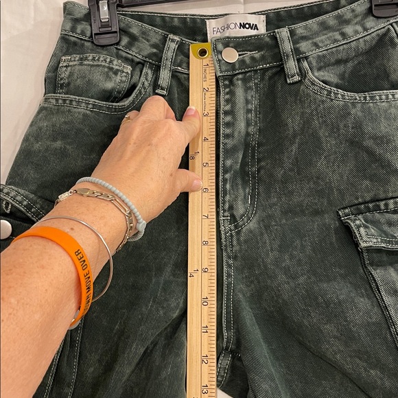 Fashion‎ Nova Cargo Pants Wide Leg Lot Of Pockets Women's Size 5 Light Gray Boho - Picture 11 of 13